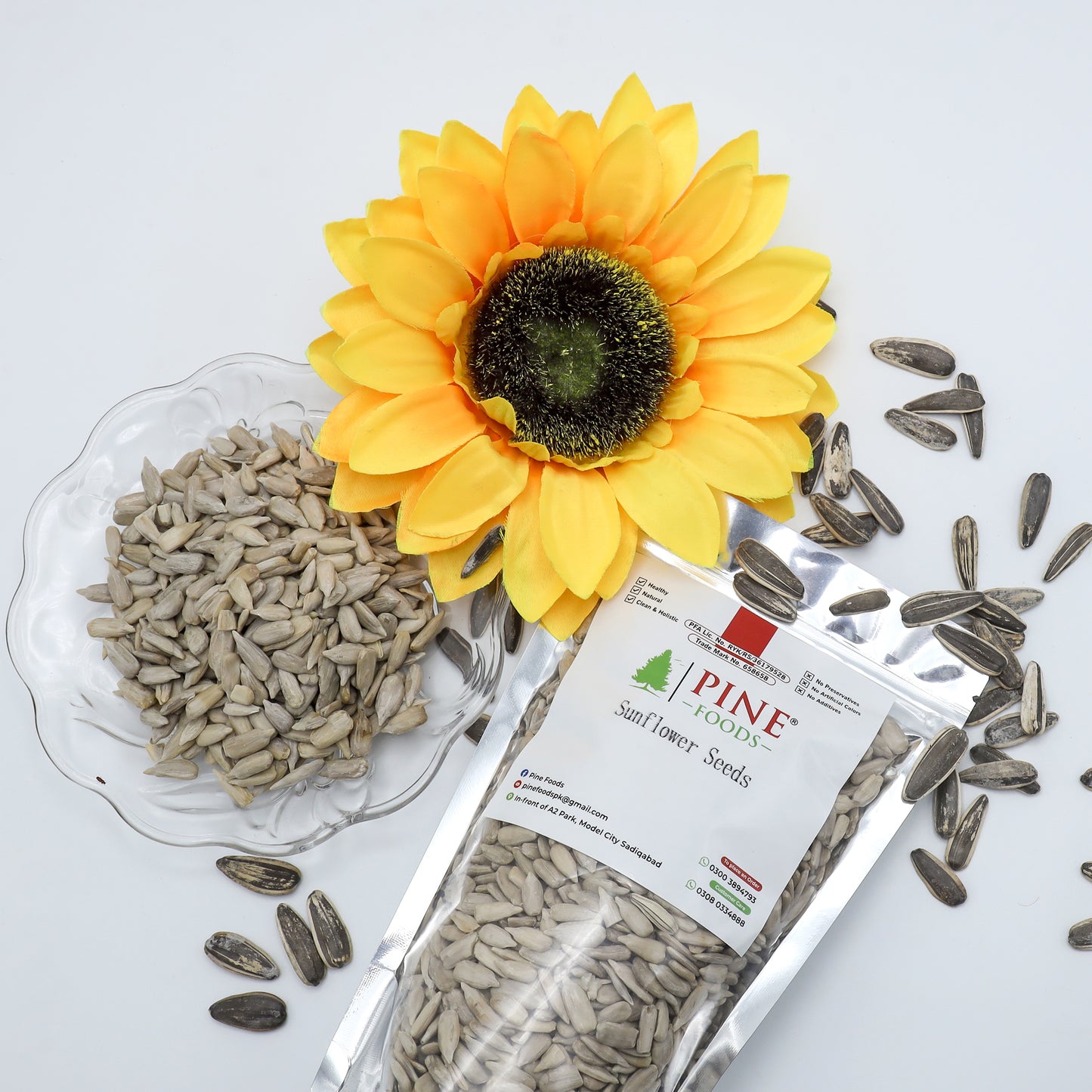 Pine Sunflower Seeds (Deshelled) سورج مُکھی بیج| For Wellness