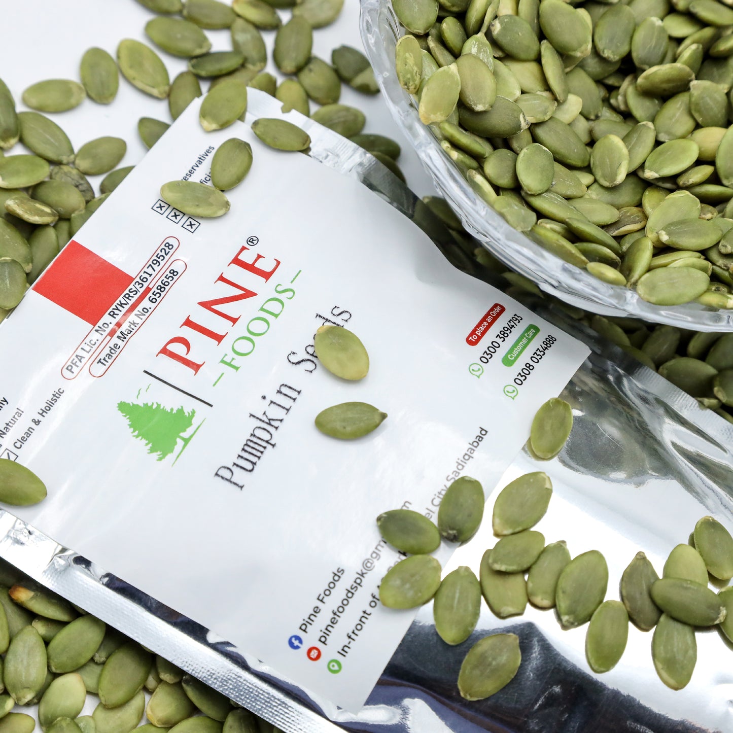 Pine Pumpkin Seeds |Green|Nutrient-Rich  پمپکن سیڈز (بغیر چھلکا)